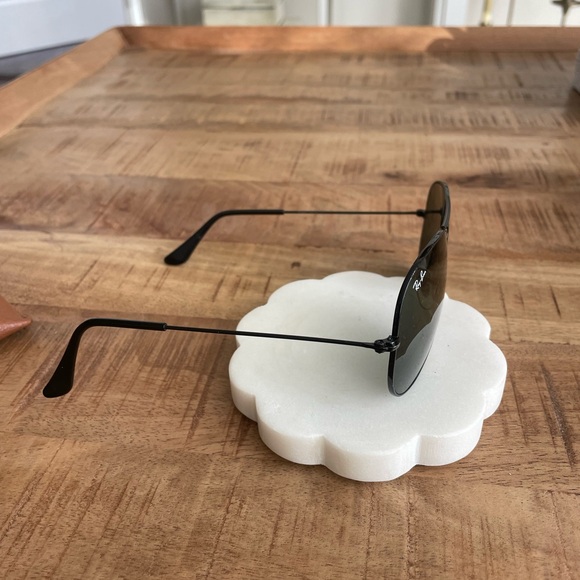 Men's Black Aviator Sunglasses - Picture 6 of 10